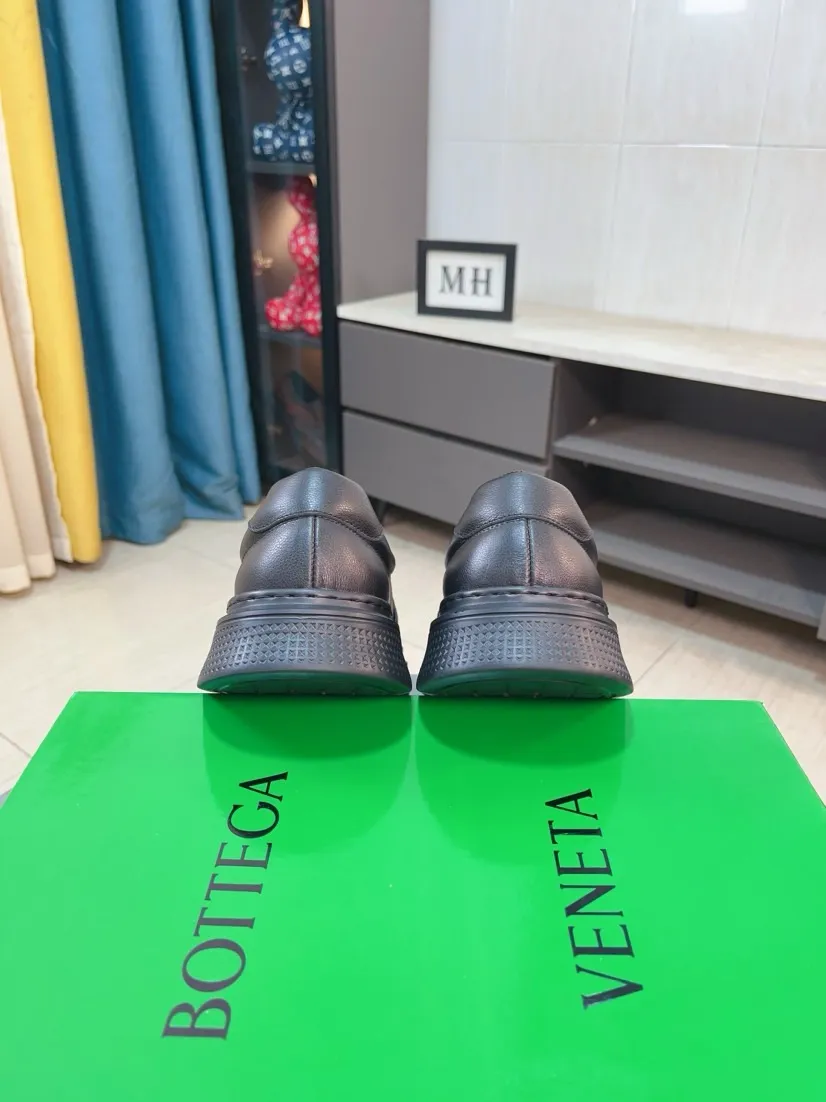 Men's men's shoes 💰500🌸🌸[bv~Bottega Veneta] 2024 classic spring and autumn trend models are on the market. The same style as the official website. Counter quality [strong][strong][strong] Selected first-layer cowhide woven, high-end atmosphere, silk cowhide lining, super cost-effective model. Original wear-resistant outsole. Fine workmanship. The upper layer of materials is used. The quality is visible. Hurry up and get started. Shoe sizes 38 to 44